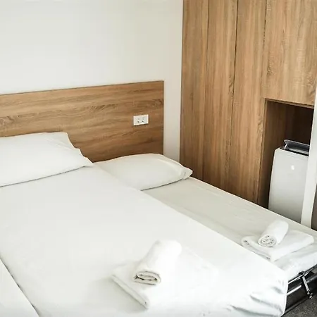 Hotel Depandance Imperial By Globtour Vodice
