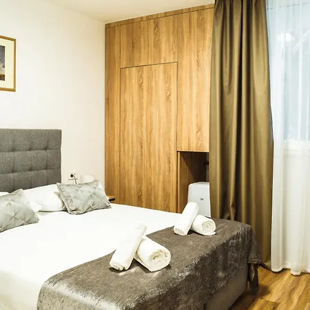 Depandance Imperial By Globtour 3* Vodice