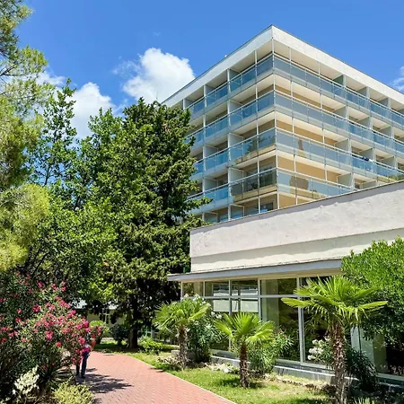 Depandance Imperial By Globtour Hotel 3*