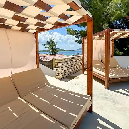 Hotel Depandance Imperial By Globtour Vodice