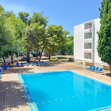 Depandance Imperial By Globtour Hotel
