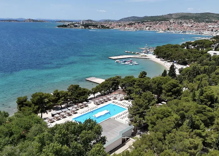 Depandance Imperial By Globtour Vodice