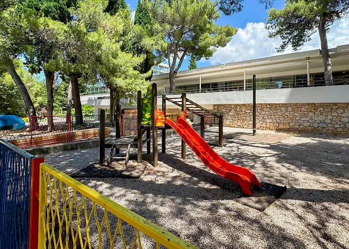 Depandance Imperial By Globtour