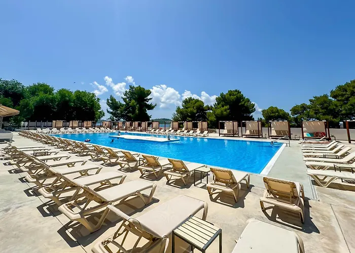 Depandance Imperial By Globtour Hotel 3*